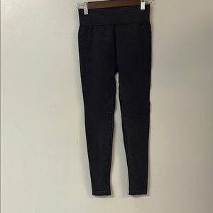 Black Textured Leggings